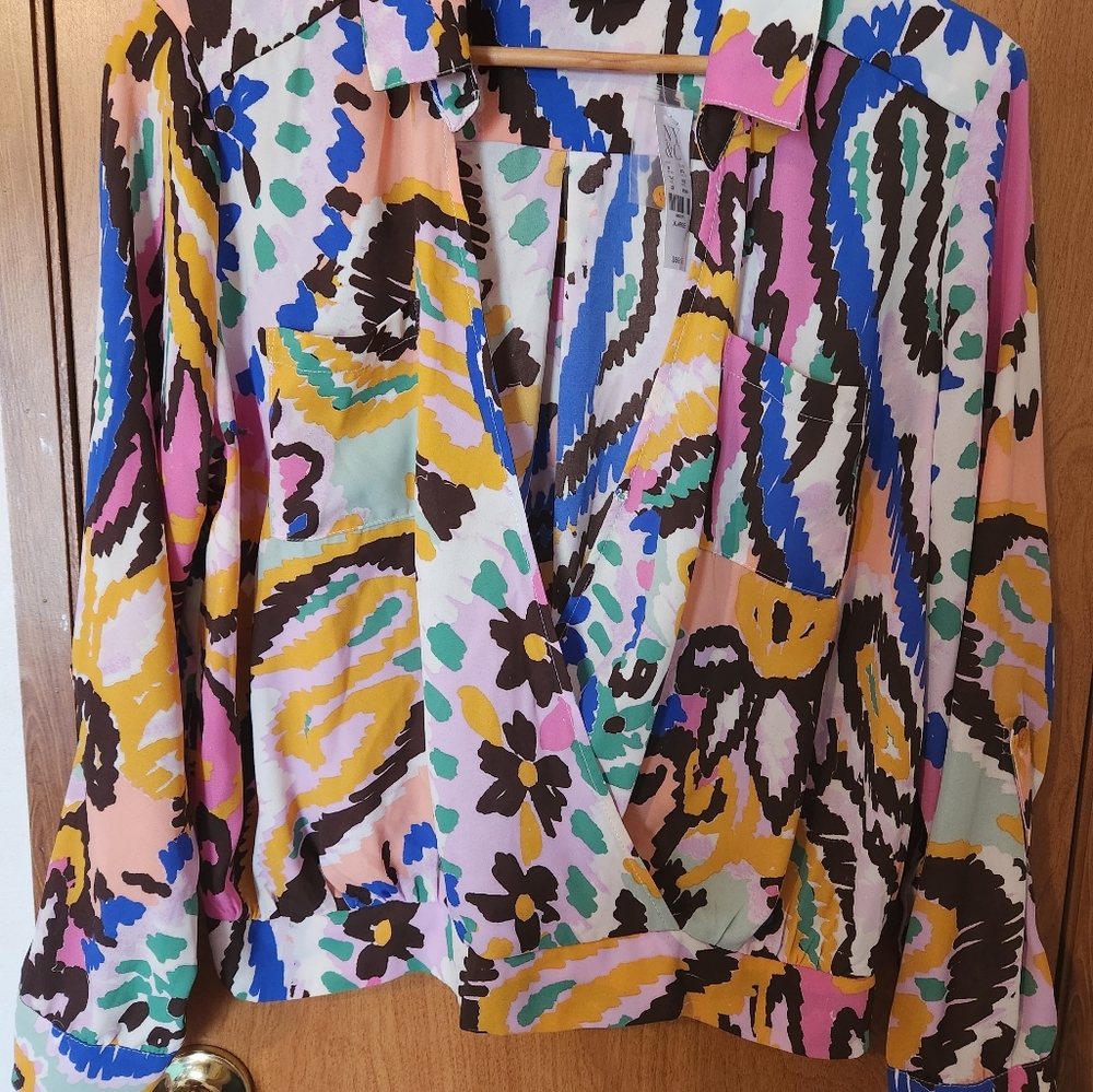 Women's Blouse NWT